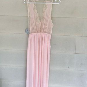 Vintage?Patricia lace nightgown, new with tags, large.  0260